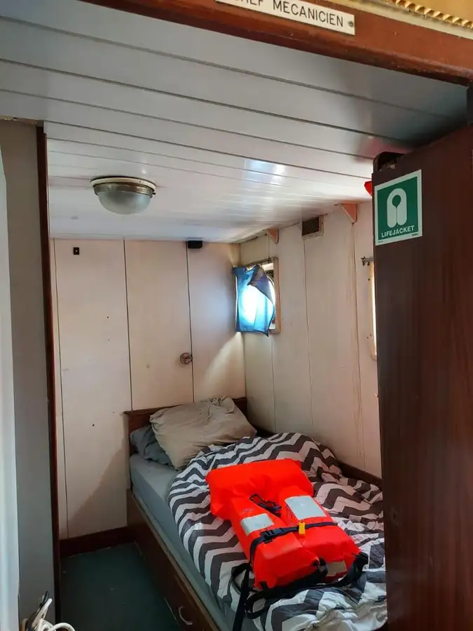 Kapal tunda untuk dijual
