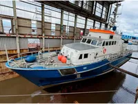 Kapal patroli untuk dijual