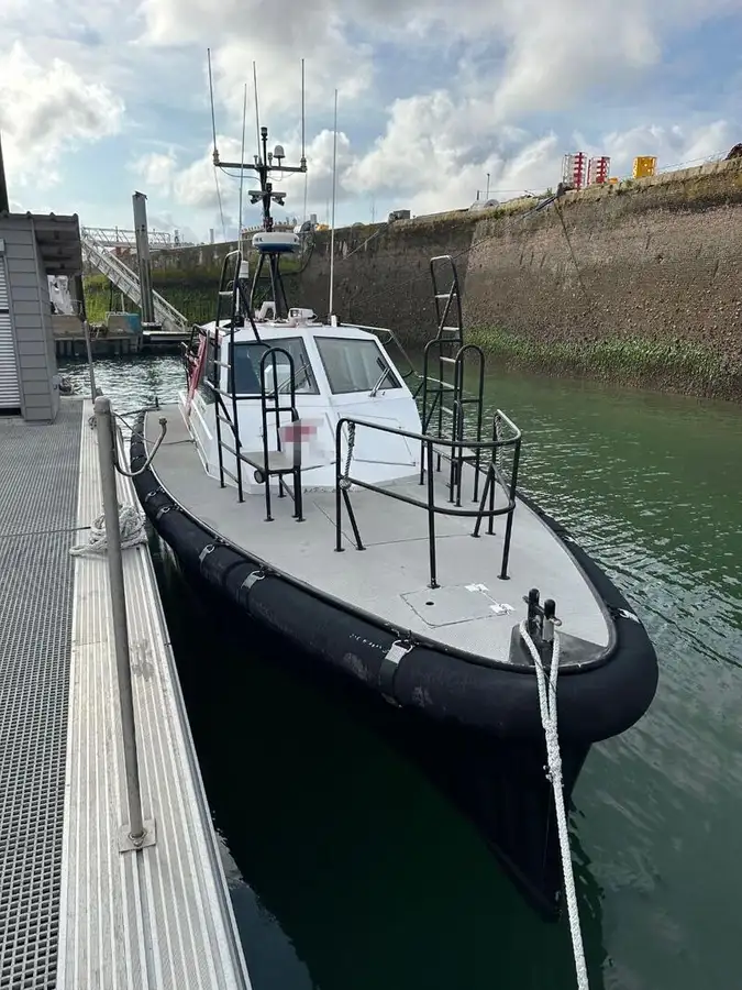 Kapal pandu untuk dijual