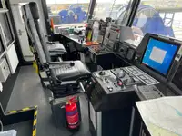 Kapal kontainer untuk dijual