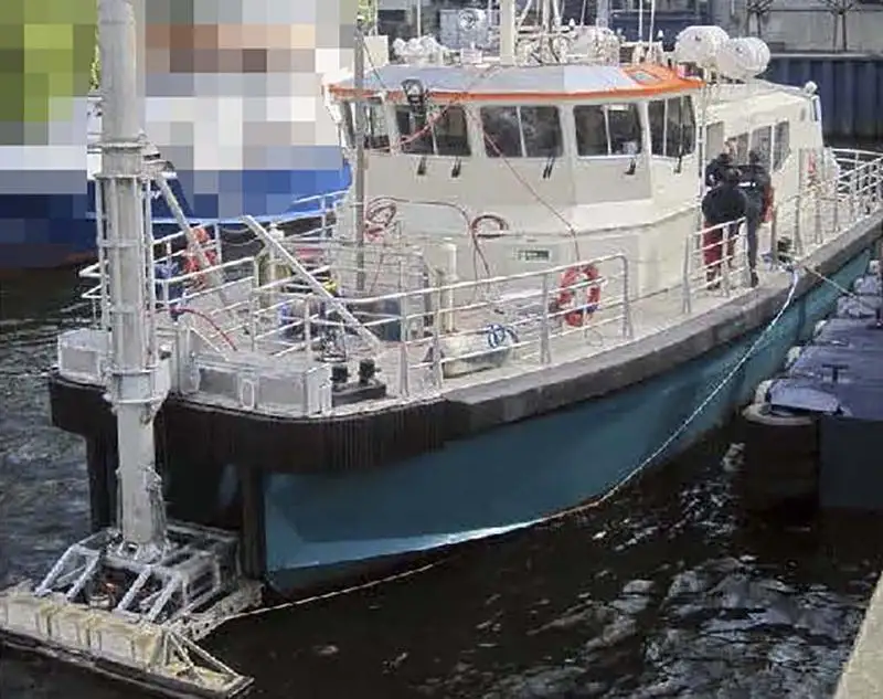 Kapal kru untuk dijual