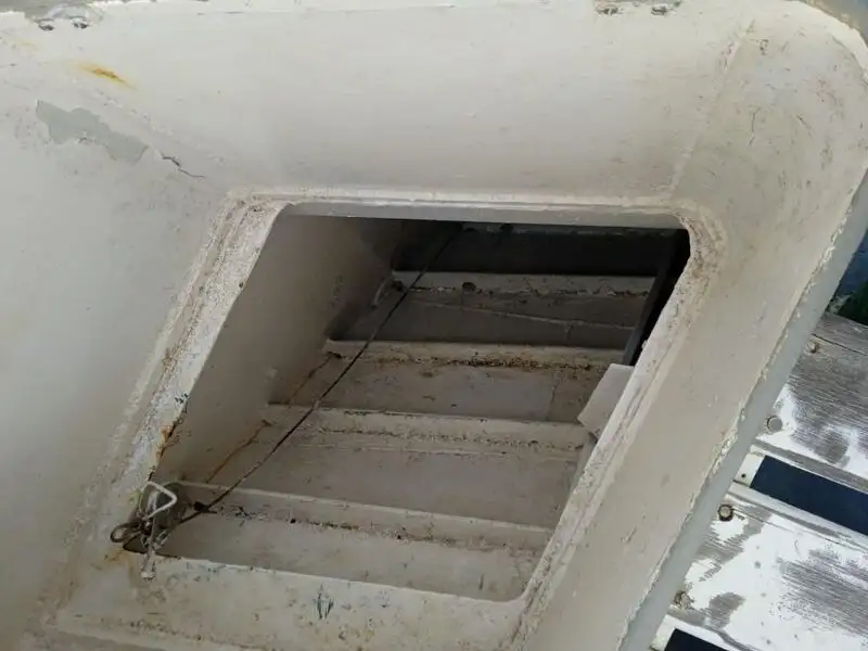 Kapal feri untuk dijual