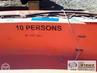 Kapal penyelamat untuk dijual