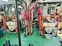 Kapal pendarat, tank untuk dijual