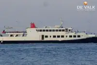 Kapal penumpang dijual
