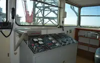 Kapal pengangkut LNG untuk dijual