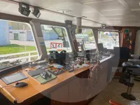 Kapal survei untuk dijual
