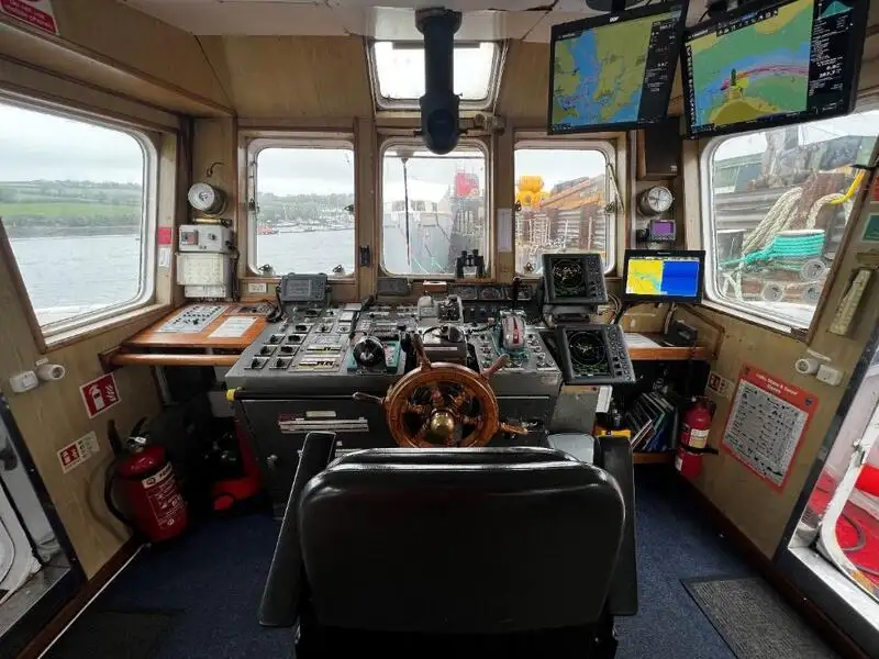 Kapal tunda untuk dijual