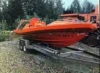 Kapal penyelamat untuk dijual