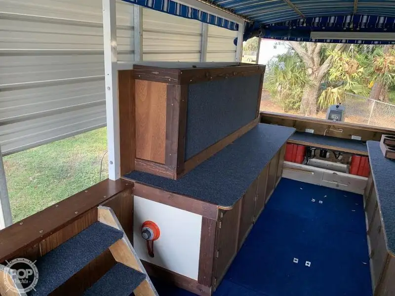 Kapal pesiar untuk dijual