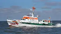 Kapal penyelamat dijual