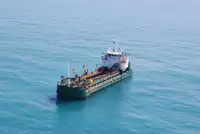 Kapal keruk untuk dijual