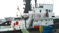 Kapal tunda untuk dijual