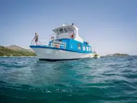 Kapal feri untuk dijual