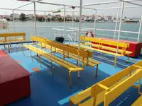 Kapal pendarat, tank untuk dijual