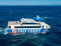 Kapal feri untuk dijual
