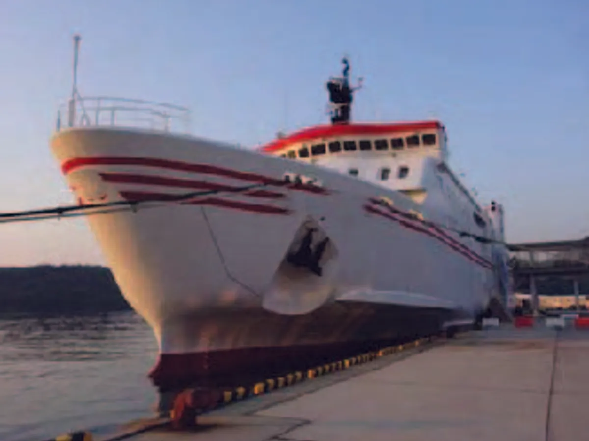 Kapal RoPax untuk dijual