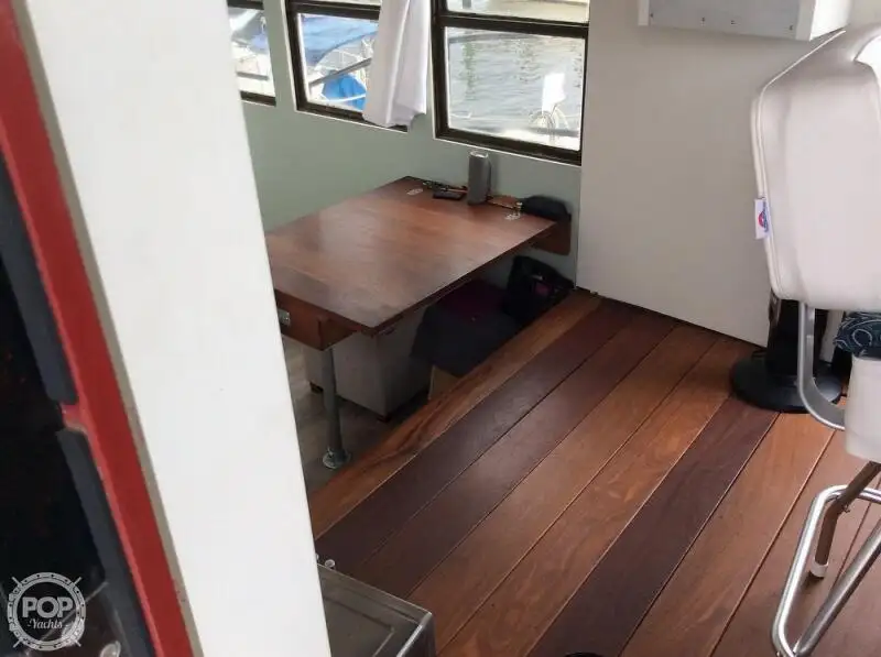 Kapal tunda untuk dijual