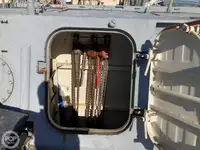 Kapal pendarat, tank untuk dijual