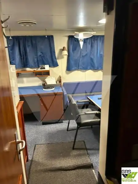 Kapal suplai untuk dijual