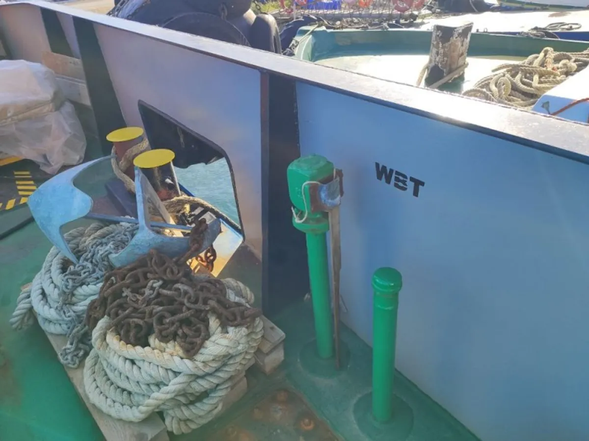 Kapal kontainer untuk dijual