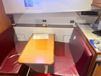 Kapal survei untuk dijual