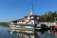 Kapal kru untuk dijual