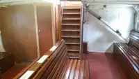 Kapal pesiar untuk dijual