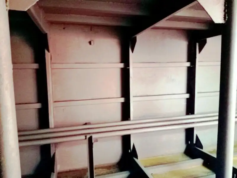 Kapal pendarat, tank untuk dijual