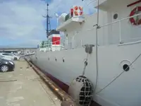 Kapal patroli untuk dijual