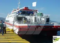 Kapal penumpang dijual