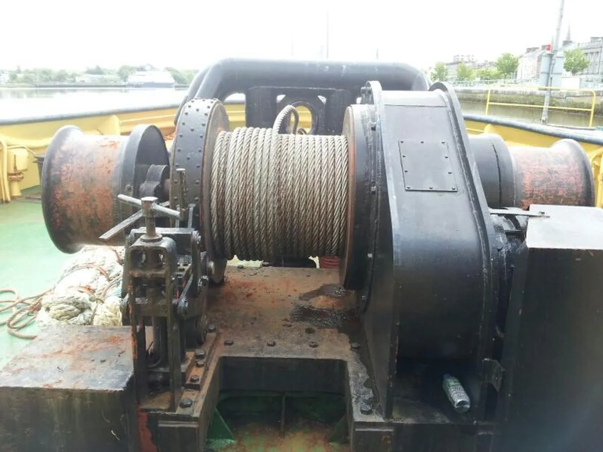 Kapal tunda untuk dijual