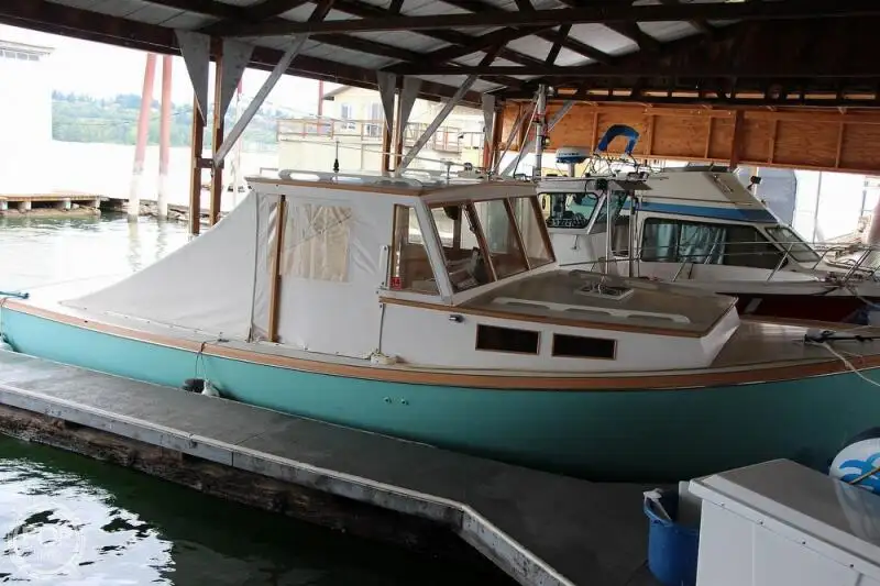 Kapal pengolahan ikan untuk dijual