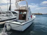 Kapal survei untuk dijual