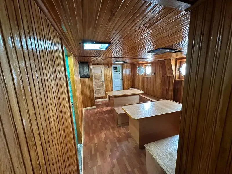 Kapal pukat untuk dijual