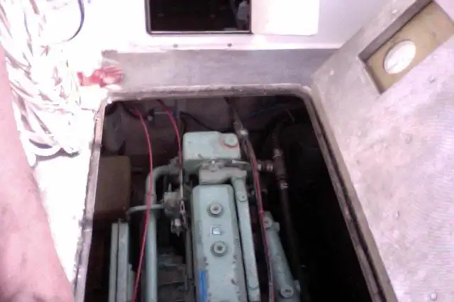 Kapal kru untuk dijual