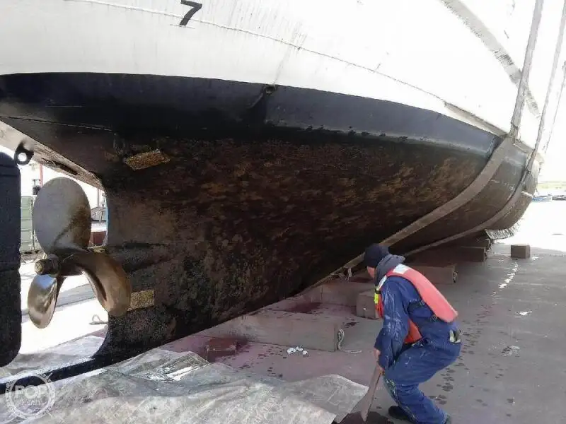 Kapal feri untuk dijual