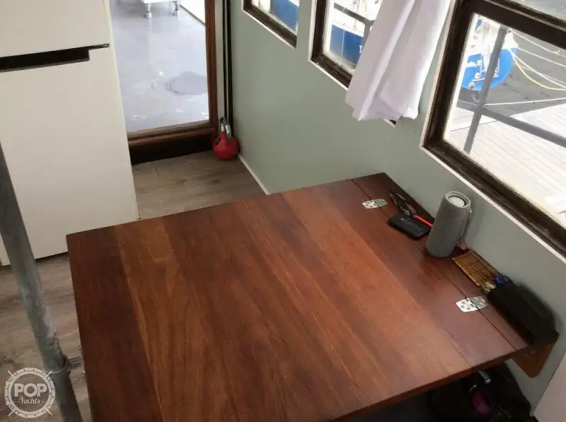 Kapal tunda untuk dijual