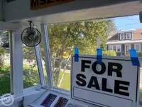 Kapal feri untuk dijual
