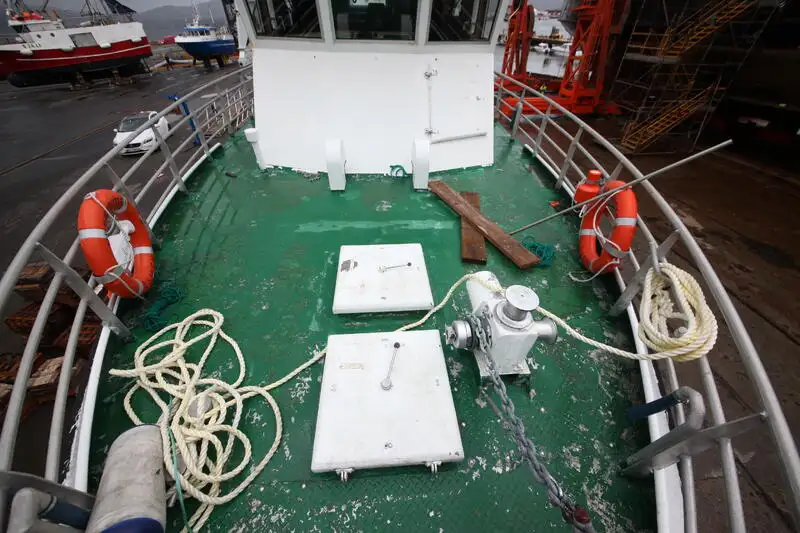 Kapal feri untuk dijual