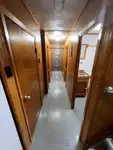 Kapal kru untuk dijual