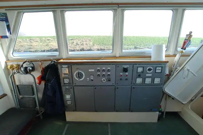 Kapal pesiar untuk dijual