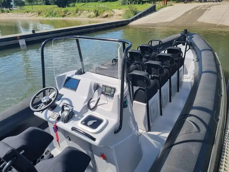 Kapal kontainer untuk dijual