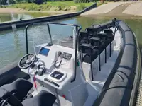Kapal kontainer untuk dijual