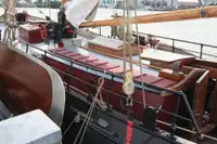 Tongkang untuk dijual