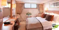 Kapal pesiar untuk dijual