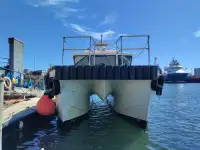 Kapal kru untuk dijual