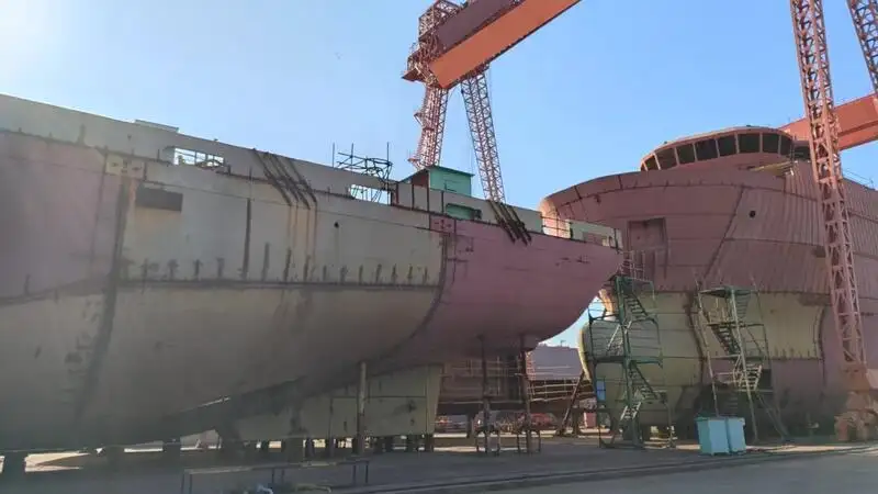 Kapal suplai platform (PSV) untuk dijual