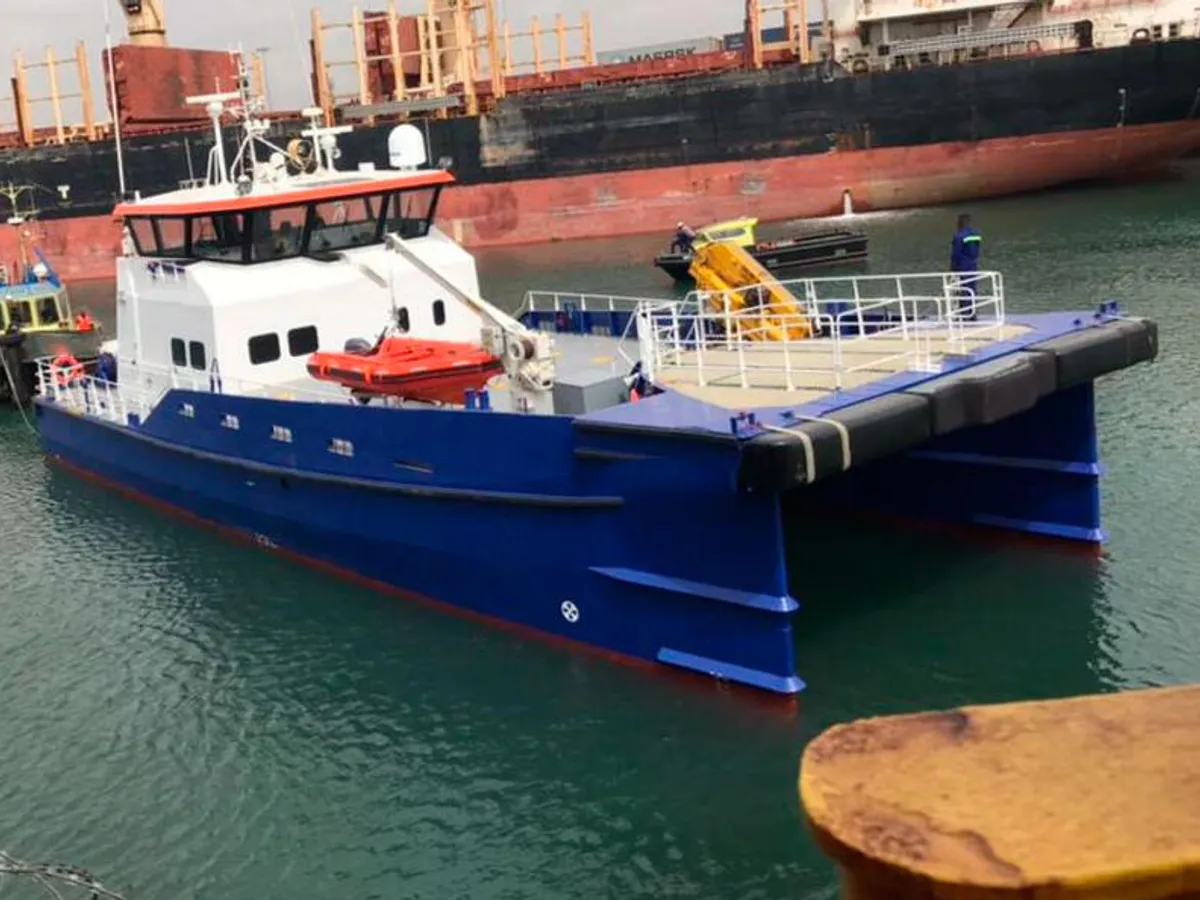 Kapal kru untuk dijual