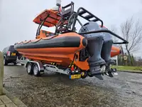 Kapal kontainer untuk dijual